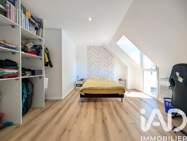 Maison à vendre 5 pièces 105 m² Saint-Étienne-de-Montluc