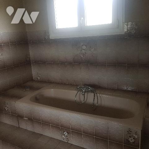 10703 A EPINAL (88000) 57 rue des Quatre Vents.