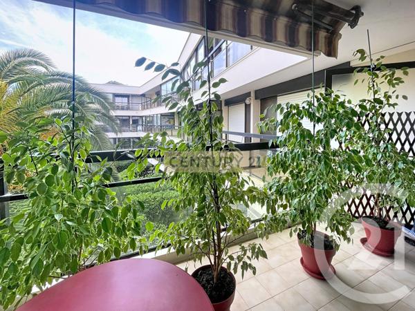 Appartement F1 à vendre  1 pièce - 28,48 m2 MANDELIEU LA NAPOULE - 06