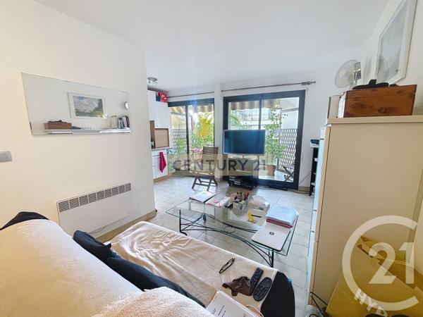 Appartement F1 à vendre  1 pièce - 28,48 m2 MANDELIEU LA NAPOULE - 06