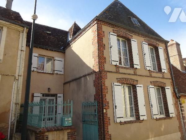 MAISON A VENDRE A THIRON GARDAIS