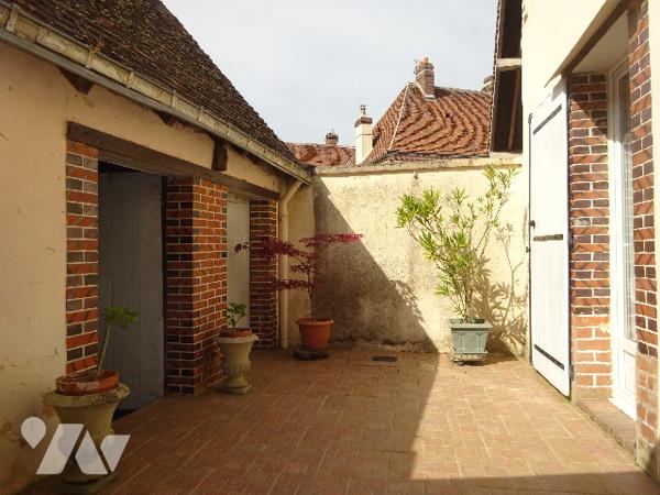 MAISON A VENDRE A THIRON GARDAIS