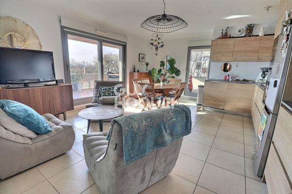 T4 avec terrasse et garage double - LYON 8