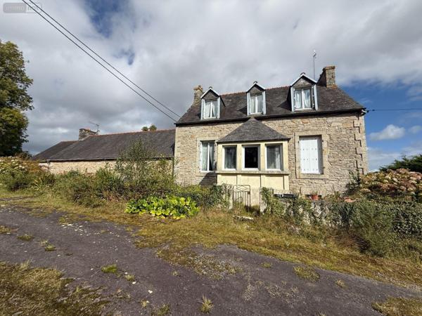 Maison à vendre à Guerlesquin dans le Finistère (29650), ref : 22095MAIS230