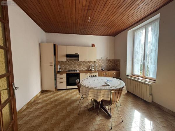 Maison à vendre à Guerlesquin dans le Finistère (29650), ref : 22095MAIS230