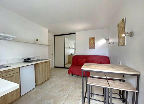 Appartement à louer    1 pièce • 18,91 m2 Larmor-Plage
