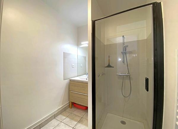 Appartement à louer    1 pièce • 18,91 m2 Larmor-Plage