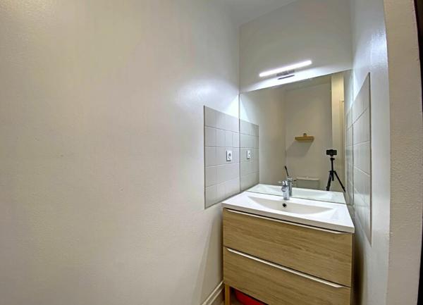 Appartement à louer    1 pièce • 18,91 m2 Larmor-Plage