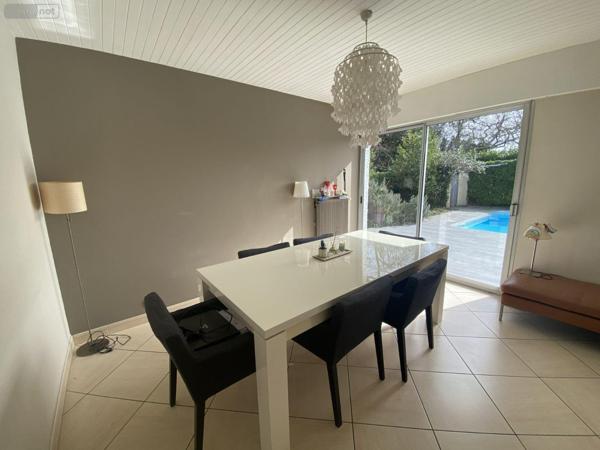 Villa à vendre à Mérignac en Gironde (33700), ref : 016/1054