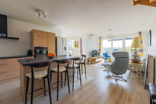 Duplex dernier étage - Terrasse plein sud - 3 chambres - Résidence 2020 + parking