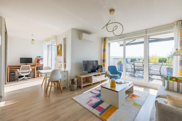 Duplex dernier étage - Terrasse plein sud - 3 chambres - Résidence 2020 + parking