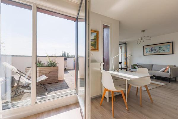 Duplex dernier étage - Terrasse plein sud - 3 chambres - Résidence 2020 + parking