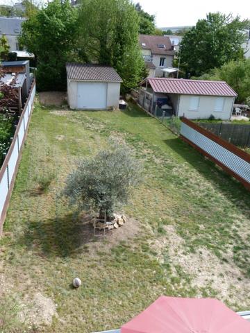 Vente                                                      Maison
                        
                     7 pièces                      177 m2                     à Bourges