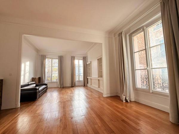 Appartement bourgeois de  96 m² centre-ville ARGENTEUIL