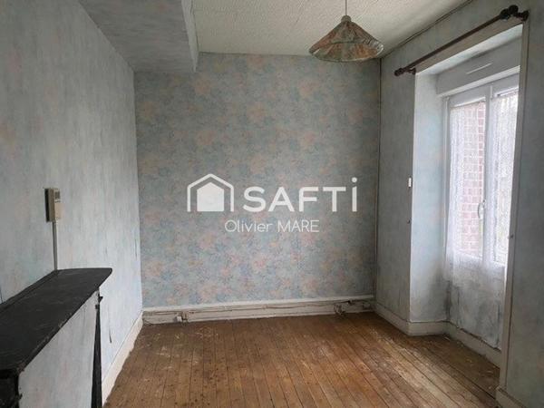 Maison 70m², 2 chs, terrain 302 m², dépendance, centre Messei