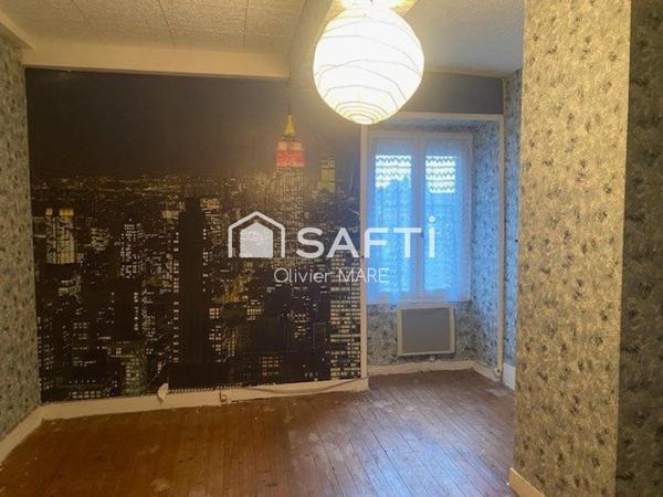 Maison 70m², 2 chs, terrain 302 m², dépendance, centre Messei