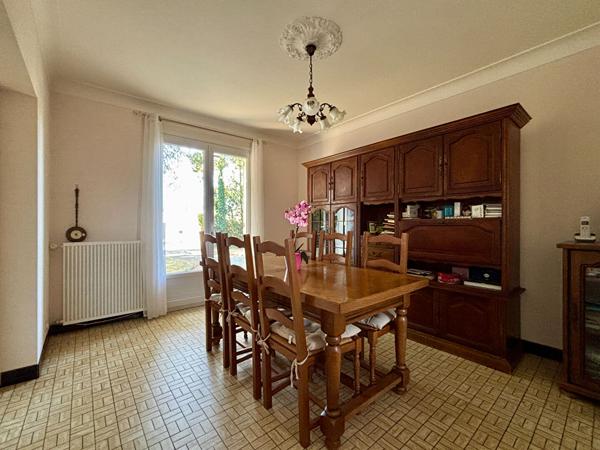 HERBIGNAC - Maison familiale 5 chambres / 1 900 m² de terrain