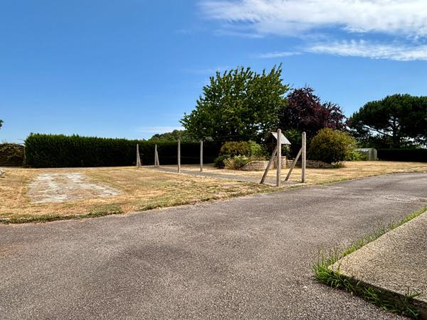 HERBIGNAC - Maison familiale 5 chambres / 1 900 m² de terrain