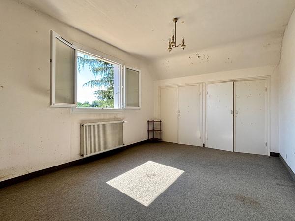 HERBIGNAC - Maison familiale 5 chambres / 1 900 m² de terrain