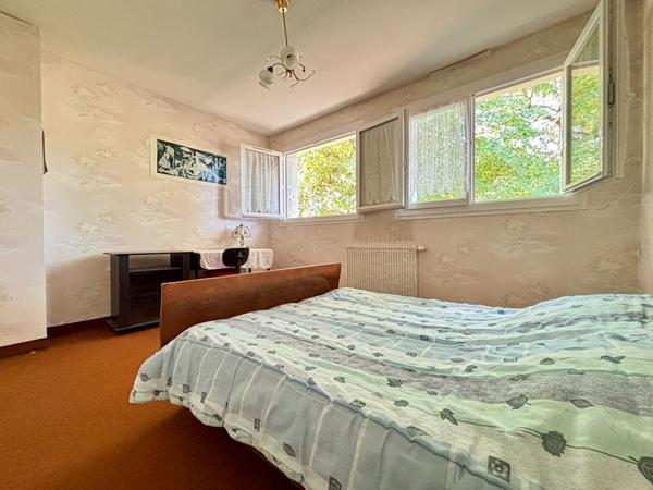 HERBIGNAC - Maison familiale 5 chambres / 1 900 m² de terrain