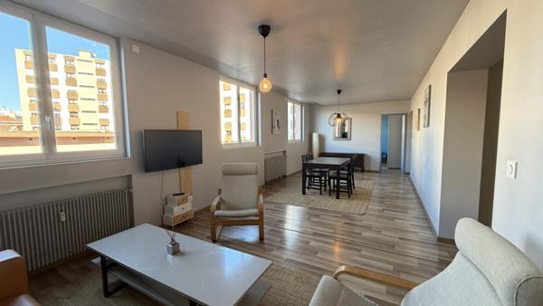 Saint-Étienne (42100) Appartement T4 de 92m² - 3 chambres - dans résidence sécurisée - quartier Bellevue