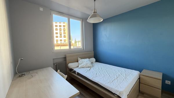 Saint-Étienne (42100) Appartement T4 de 92m² - 3 chambres - dans résidence sécurisée - quartier Bellevue