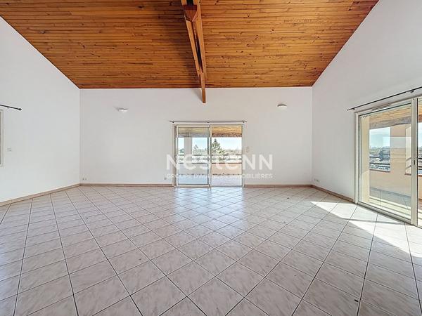A VENDRE - FROUZINS - Ensemble de 2 appartements T3 et T5 177 m².
