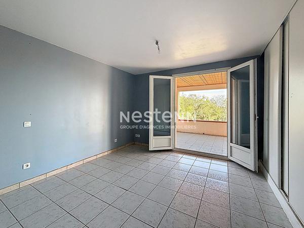 A VENDRE - FROUZINS - Ensemble de 2 appartements T3 et T5 177 m².