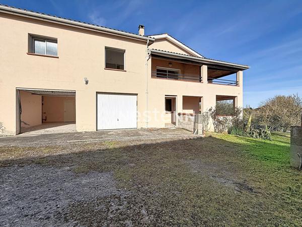 A VENDRE - FROUZINS - Ensemble de 2 appartements T3 et T5 177 m².