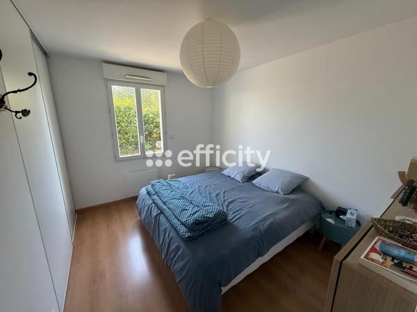 Appartement
         3 pièces
        - 65 m² 292 000 € *