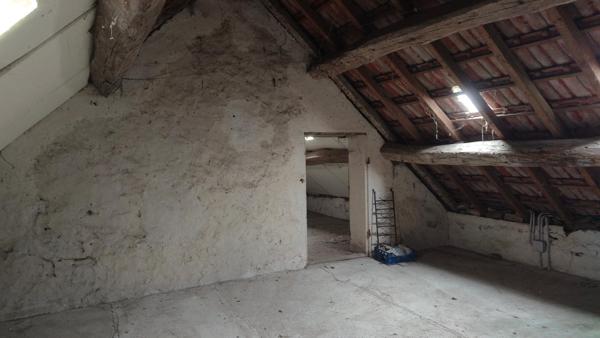 Maison familiale de 140 m² dépendances et jardin
