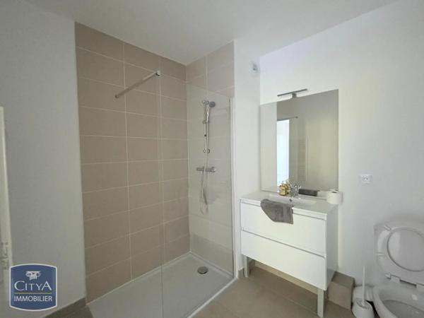 Appartement à louer 2 pièces 39.3m² Orange (84100)