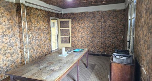 Maison à restaurer à vendre à Frignicourt dans la Marne (51300), ref : 51081/943