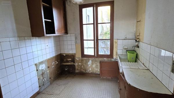 Maison à restaurer à vendre à Frignicourt dans la Marne (51300), ref : 51081/943