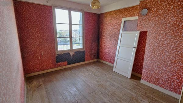 Maison à restaurer à vendre à Frignicourt dans la Marne (51300), ref : 51081/943