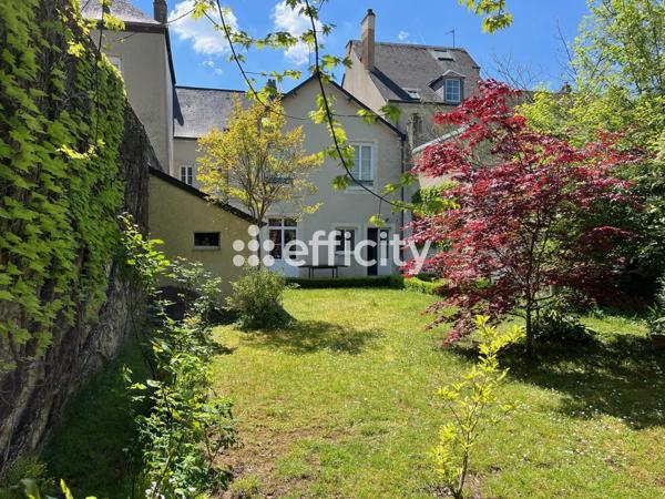 Maison 9 pièces - 233 m² Exclusivité efficity