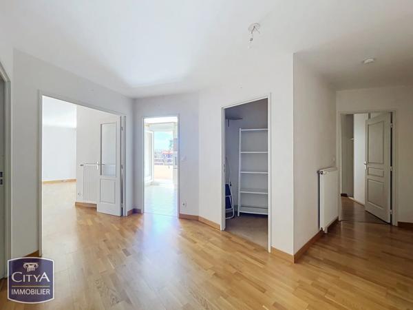 Appartement à vendre 4 pièces 105.06m² Chartres (28000)
