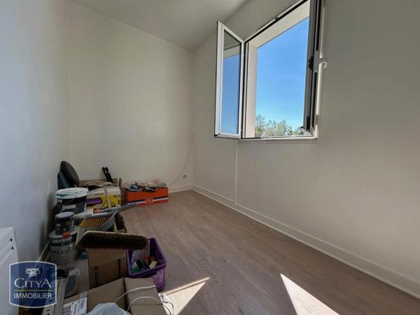 Appartement à louer 2 pièces 50.89m² Niort (79000)