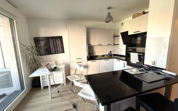 Appartement à louer    2 pièces •  Asnières-sur-Seine