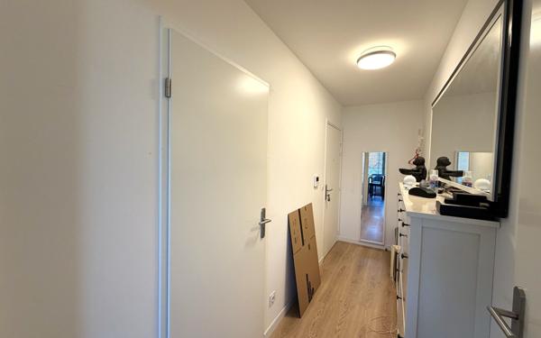 Appartement à louer    2 pièces •  Asnières-sur-Seine