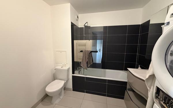 Appartement à louer    2 pièces •  Asnières-sur-Seine