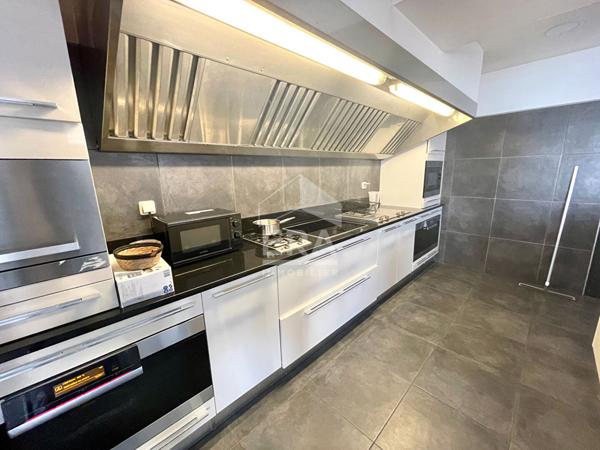 Ensemble immobilier Teteghem Coudekerque Village 420 m2