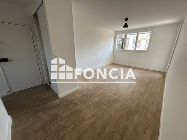 Location Appartement 4 pièces 69.82 m² - RCE PARC DU CHATEAU Merignac 33700