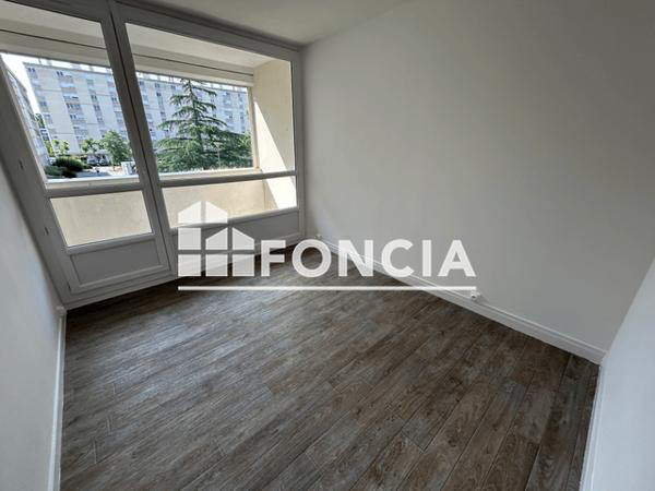 Location Appartement 4 pièces 69.82 m² - RCE PARC DU CHATEAU Merignac 33700
