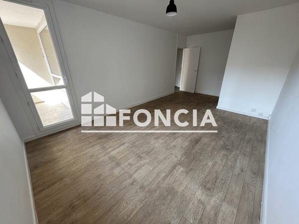 Location Appartement 4 pièces 69.82 m² - RCE PARC DU CHATEAU Merignac 33700