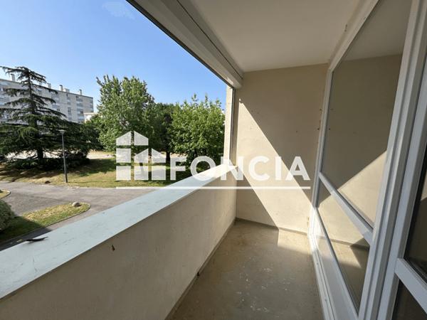 Location Appartement 4 pièces 69.82 m² - RCE PARC DU CHATEAU Merignac 33700