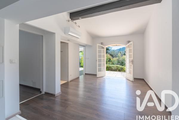 Maison à vendre 8 pièces 196 m² Les Adrets-de-l'Estérel