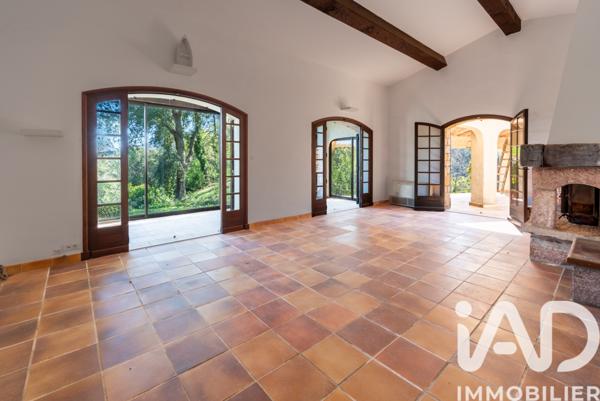 Maison à vendre 8 pièces 196 m² Les Adrets-de-l'Estérel