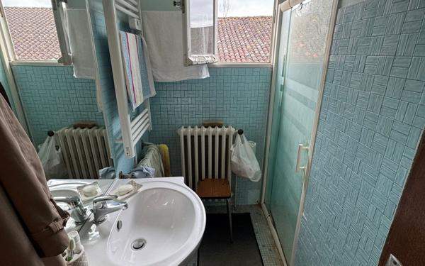 Maison à vendre    3 pièces •  Neuvic