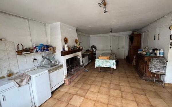 Maison à vendre    3 pièces •  Neuvic